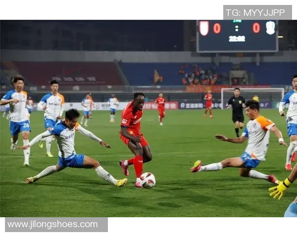 重庆足球队实力对比深度剖析各队表现与潜力的独特视角 重庆足球队实力对比深度剖析各队表现与潜力的独特视角